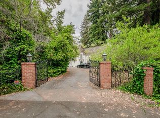 123 Stockbridge Ave, Atherton, CA 94027