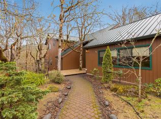 197 Rene Dr, Shady Cove, OR 97539