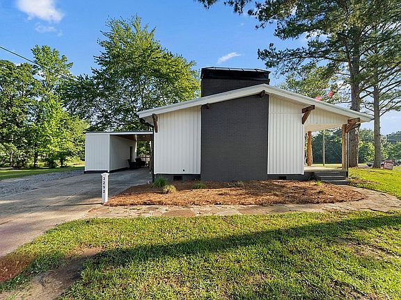 3rd image of 3292 Alfords Bend Rd