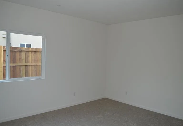 573 Bedfordshire Dr #2 — Photo 17