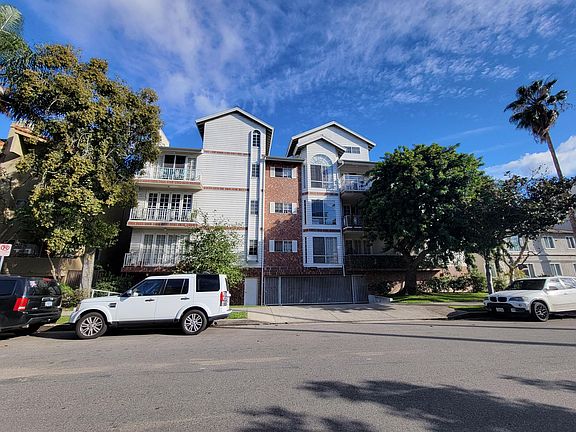 3rd image of 1210 S Shenandoah St APT 302