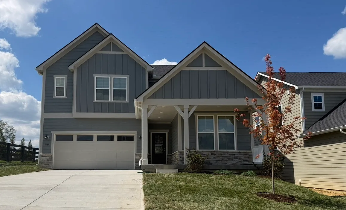 4 bed, 2819 sqft, $2,999 — Photo 1