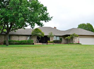 905 Hillcrest Dr, Duncan, OK 73533