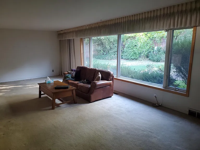 1137 S Mercedes Way — Photo 4