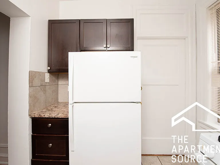 1365 W Estes Ave #1O — Photo 3