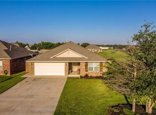 713 S Lyle Rd, Weatherford, OK 73096