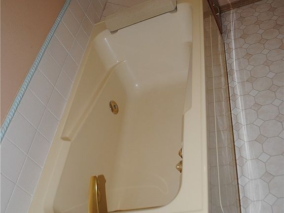 Main Floor Bath