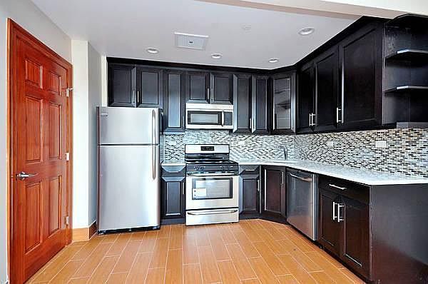 1st image of 2312 30th Dr APT 2B