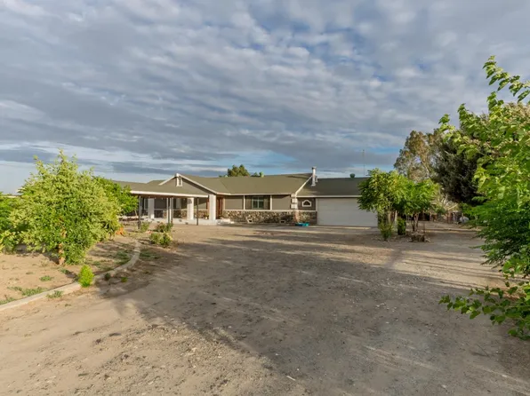 1581 W Cardella Rd, Merced, CA 95348
