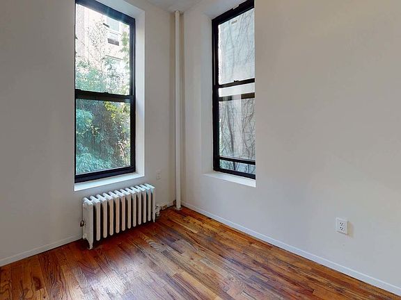 3rd image of 525 E 83rd St #2R2