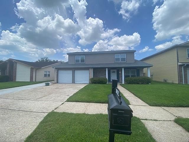 1st image of 3832 Greenbriar Ln