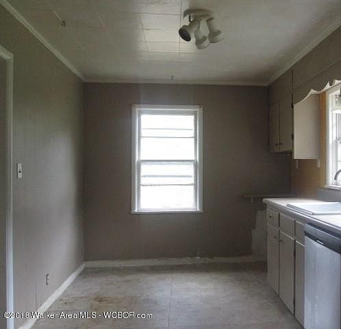 2nd image of 2804 17th Ave