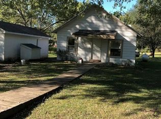459 W Church St, Carthage, MO 64836
