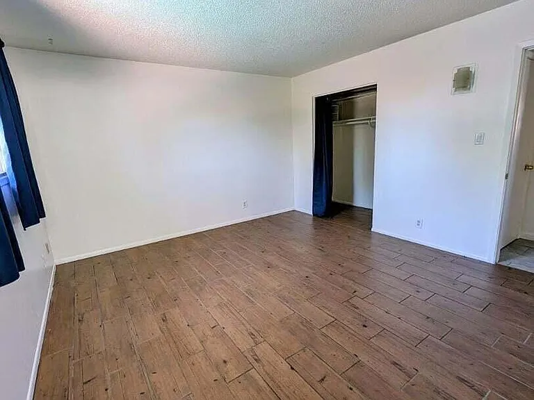 1711 S Hardy Dr — Photo 17