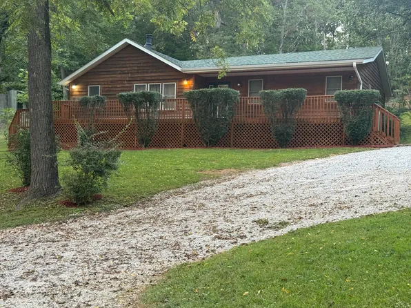 197 Log Cabin Road, Crane, MO 65633