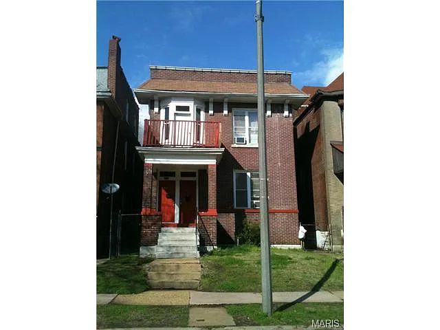3943-3945 Labadie Ave photo 1