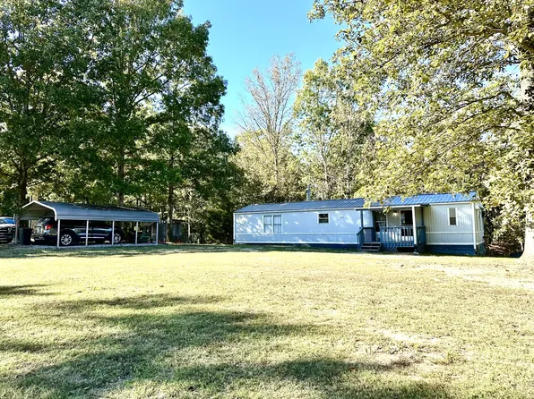 465 Green Shanty Rd, Tennessee Ridge, TN 37178