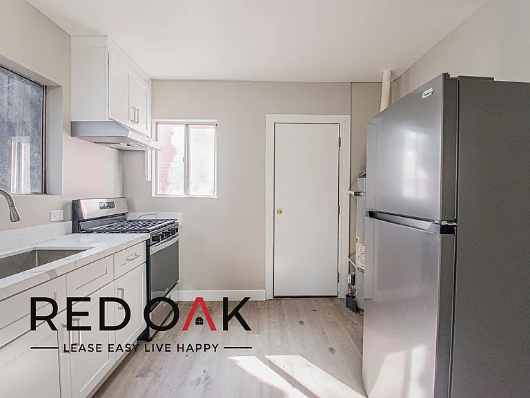 424 E 20th St #424.75 — Photo 11