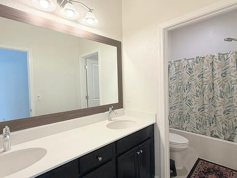 2276 Acero Ct — Photo 17