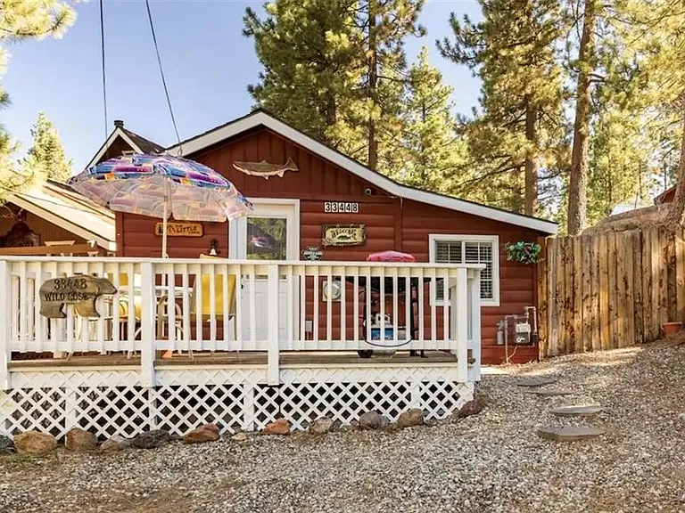 33448 Wild Rose Dr — Photo 1