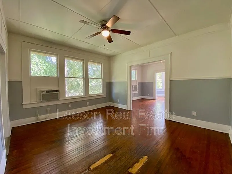 2 bed, 1.0 bath, 1200 sqft, $685 — Photo 3