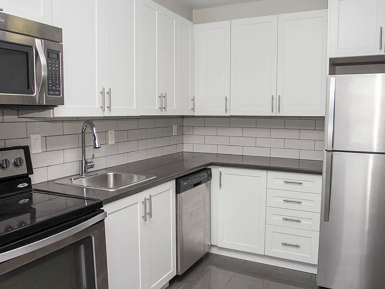 2185 Sheridan Park Dr — Photo 44