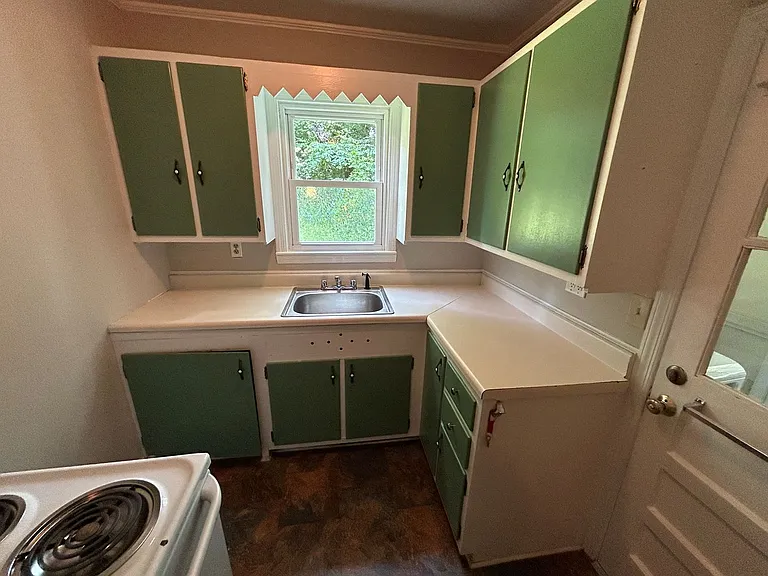 4403 Edgemore Rd — Photo 14