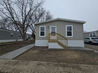 11422 4th St NE #522, Blaine, MN 55434