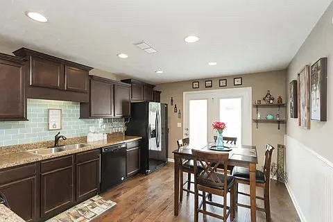 3319 Stormello Ln — Photo 28