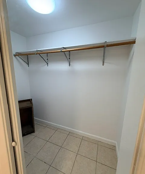 34 Chase St #C — Photo 17