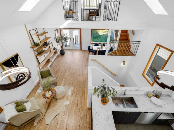 738 S 24th Ave SE, Calgary, AB T2G 1P3
