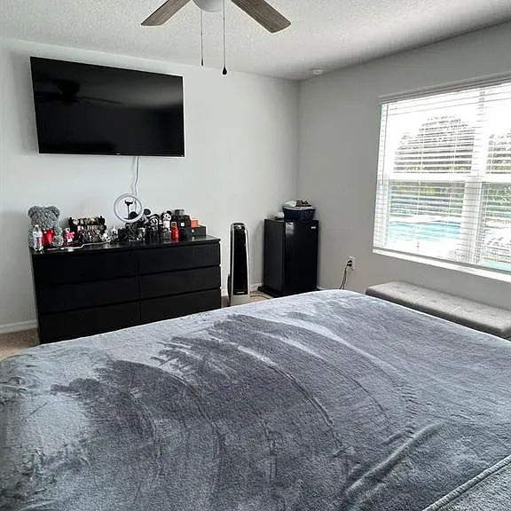 863 Grandin St — Photo 29