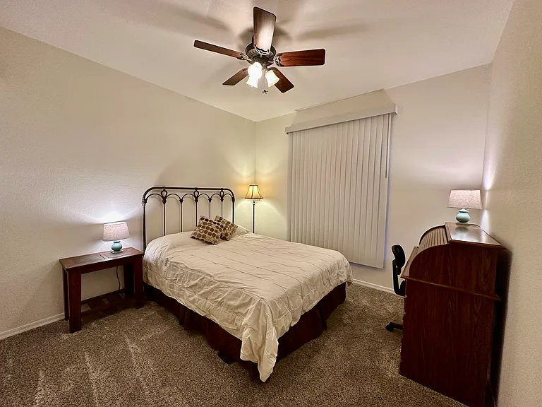 Bedroom 3 with Queen Bed and Desk works as a bedroom or office