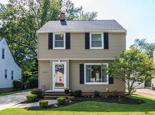 1100 Churchill Rd, Lyndhurst, OH 44124