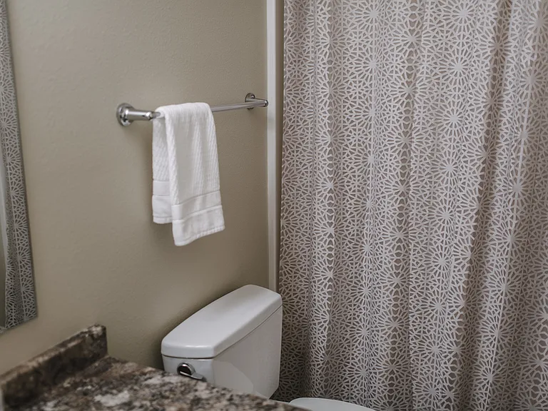 Lakewood Crossing Apartments — Photo 92