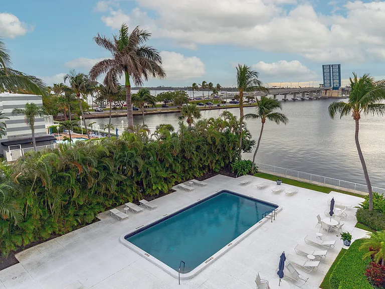 2860 S Ocean Blvd #301 — Photo 20