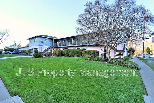 4439 V St Photo 1