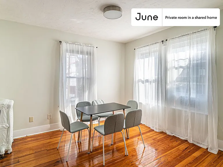6 Haskell St #C — Photo 16
