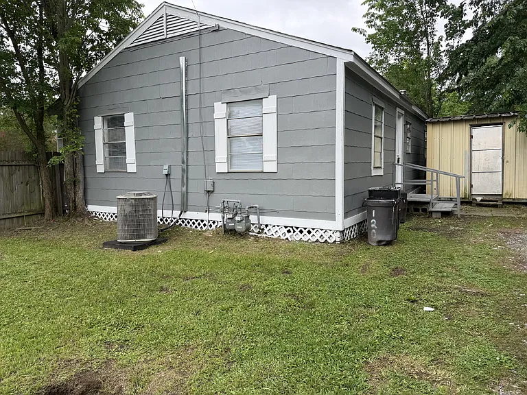 305 Valentour Rd #N — Photo 11