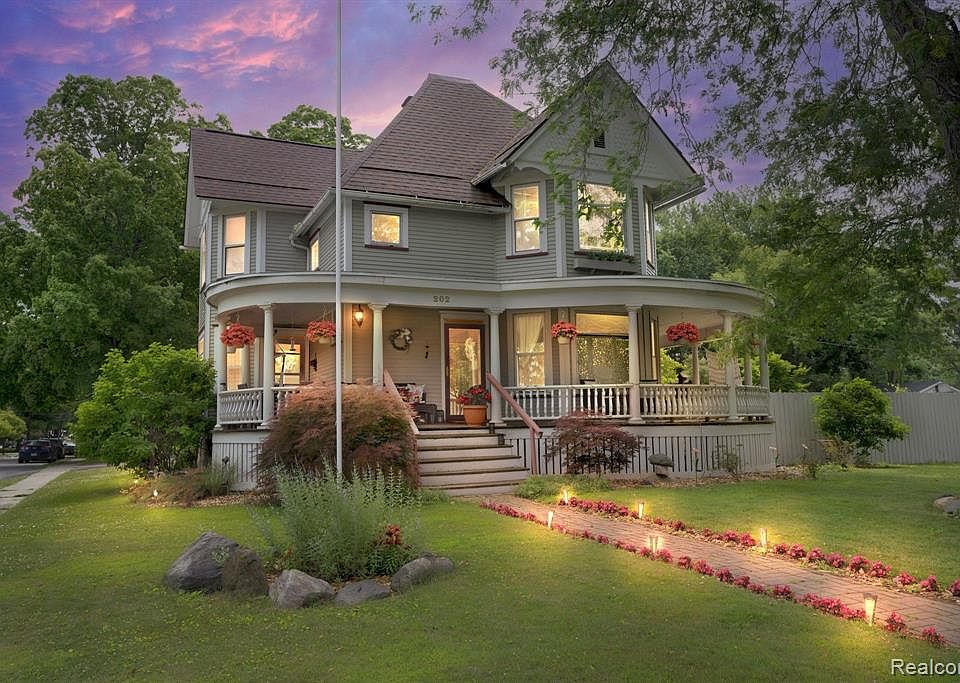 202 S Kennefic St, Yale, MI 48097 Zillow