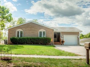 319 E Philip St, Des Moines, IA 50315