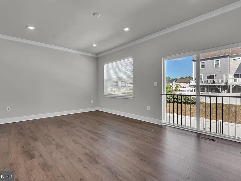 5754 Frederick Douglas Pl — Photo 12