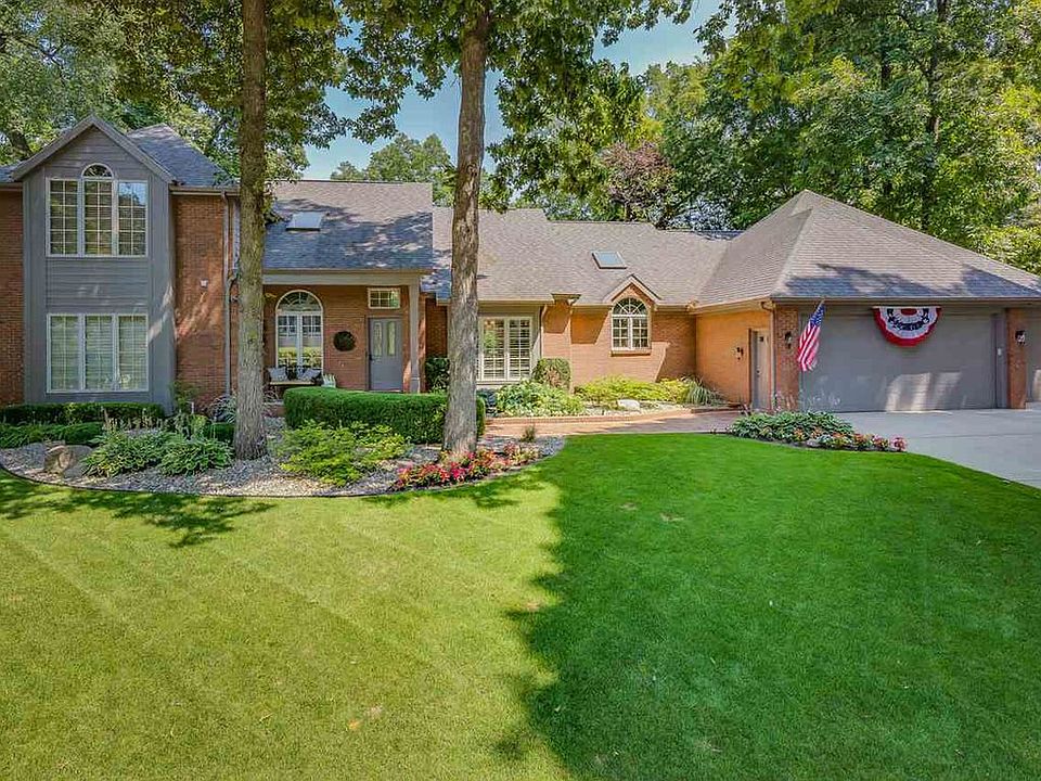 1st image of 54952 Woodhold Ct