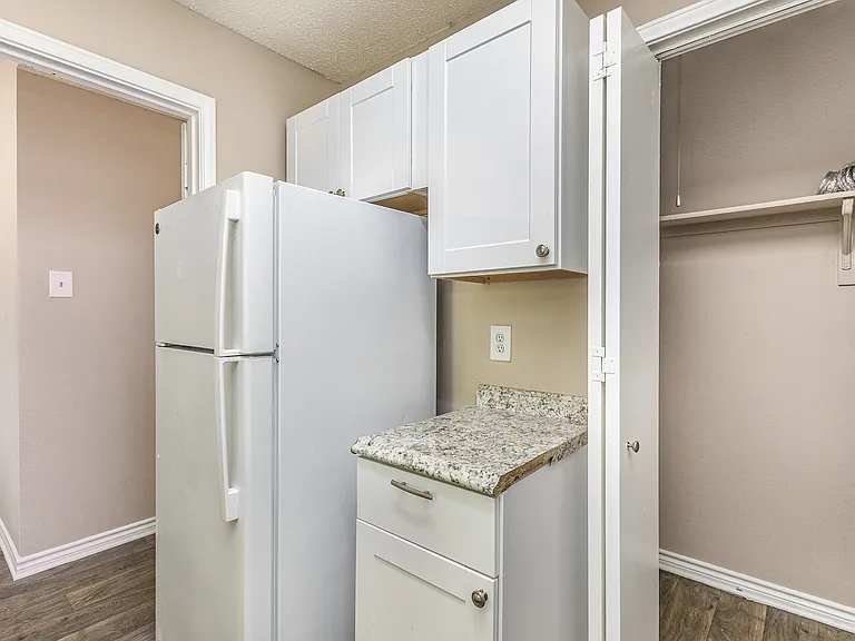 3615 W Northgate Dr #123 — Photo 6