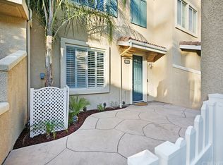 22604 Crown Point Ct, Saugus, CA 91350