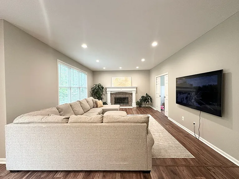 234 Grayfield Ct SE — Photo 8