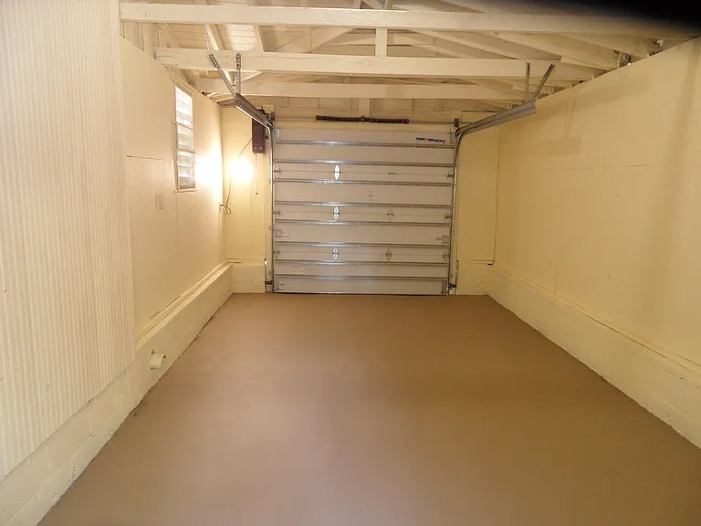 709 SW 4th Pl — Photo 12