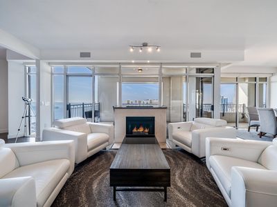 700 W Harbor Dr UNIT 2703, San Diego, CA, 92101
