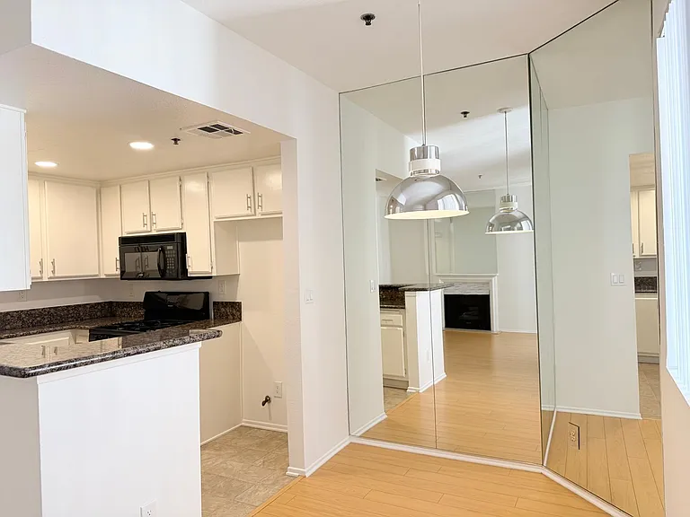 8715 Burton Way - Urban Feel Charming 2 bed 2 bath — Photo 56