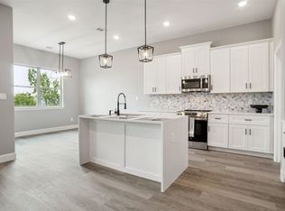 5824 Belaire Cir, Granbury, TX 76048